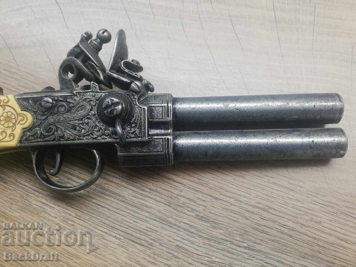 Δημοπρασία Αντίγραφο πιστόλι με πυρίτιδα διπλού κάννης, περίστροφο