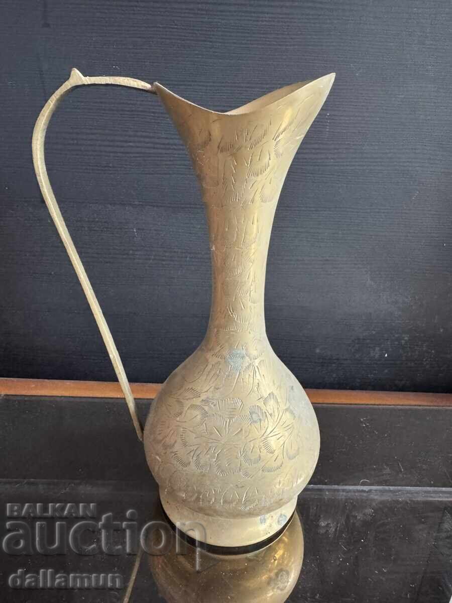 старинна месингова каничка за колко с цена 38.00 лв. | € 19.43