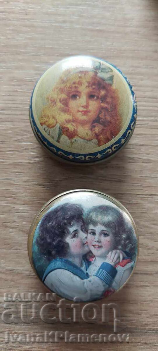 Auction  Vintage metal boxes, 7 pieces for connoisseurs