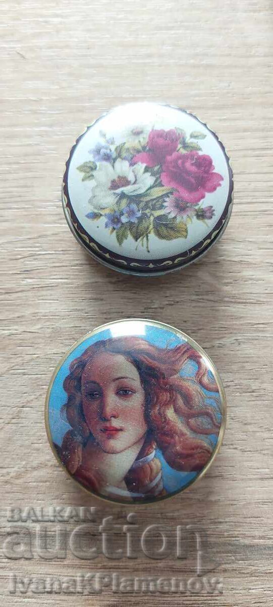 Delivery of Vintage metal boxes, 7 pieces for connoisseurs