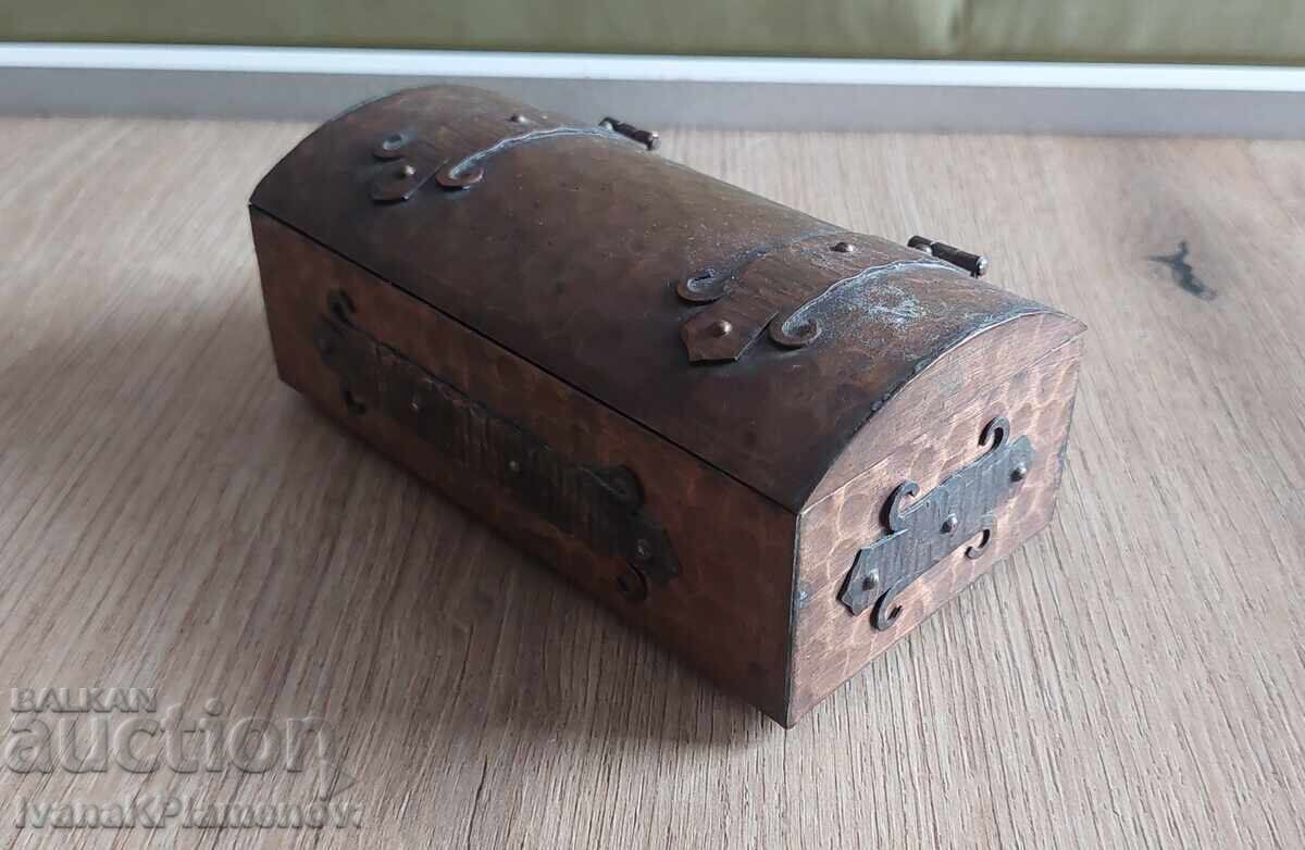 Θήκη χάλκινη για γνώστες με τιμή € 15.34 | 30.00 BGN