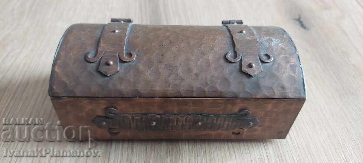 Θήκη χάλκινη για γνώστες