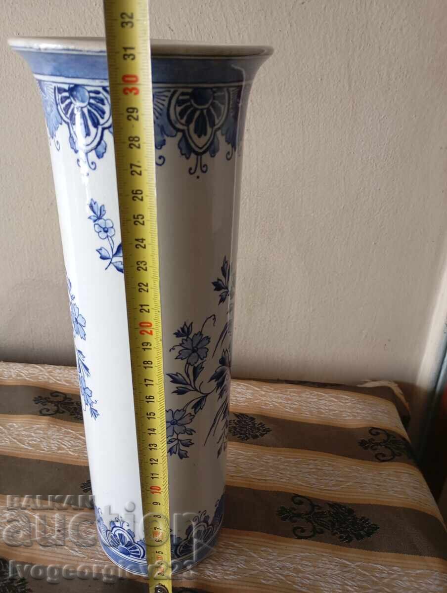 Доставка на Стара порцеланова ваза блу делф