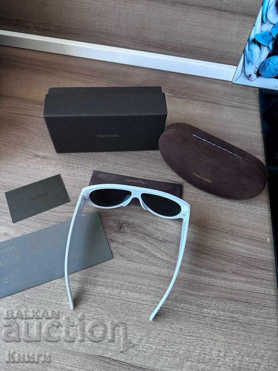 Livrarea Ochelari de soare Tom Ford