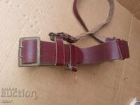 Centură de ofițer de paradă militară veche cu spadă, uniformă