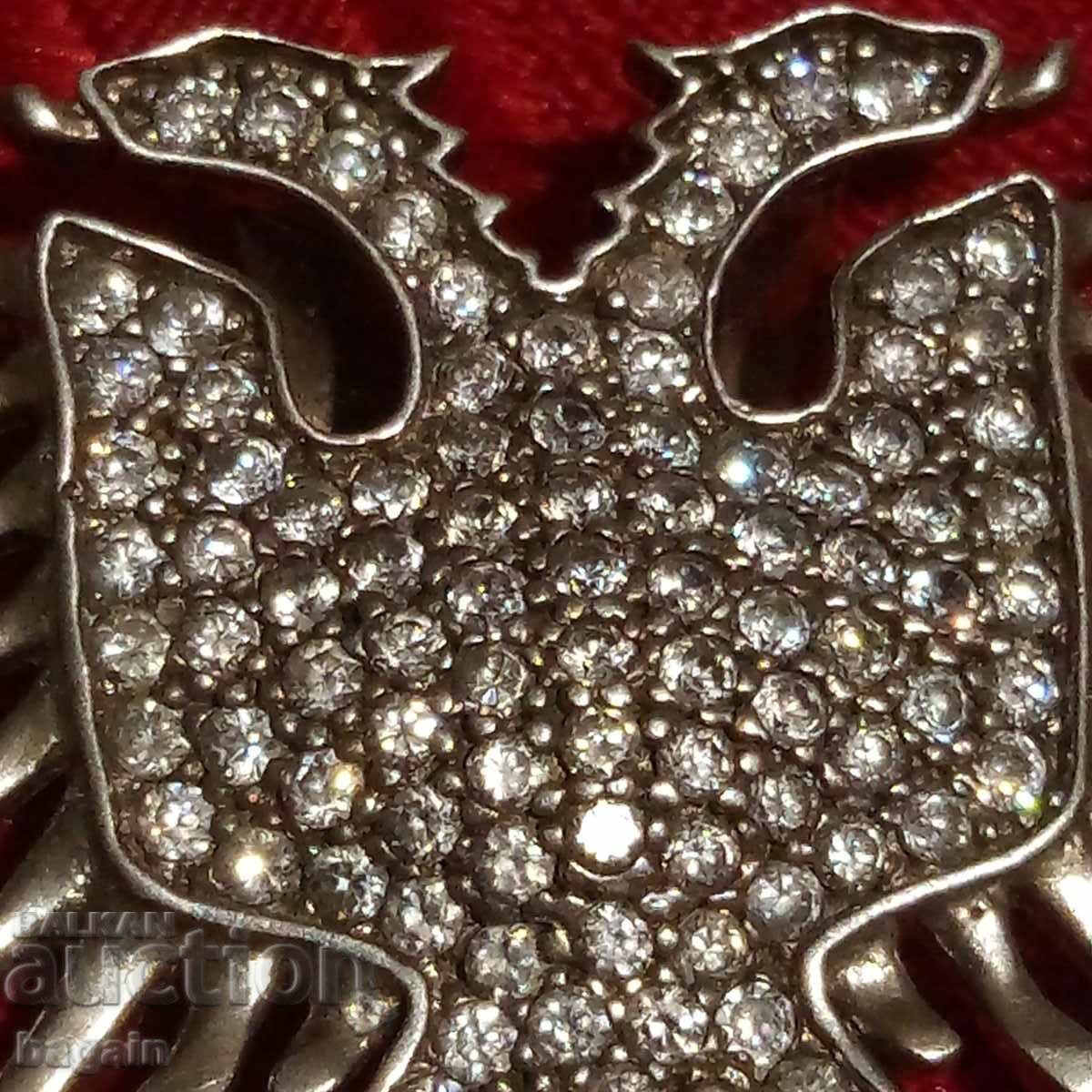 Medalion de argint unic, cu vultur Medalion de argint unic, cu vultur