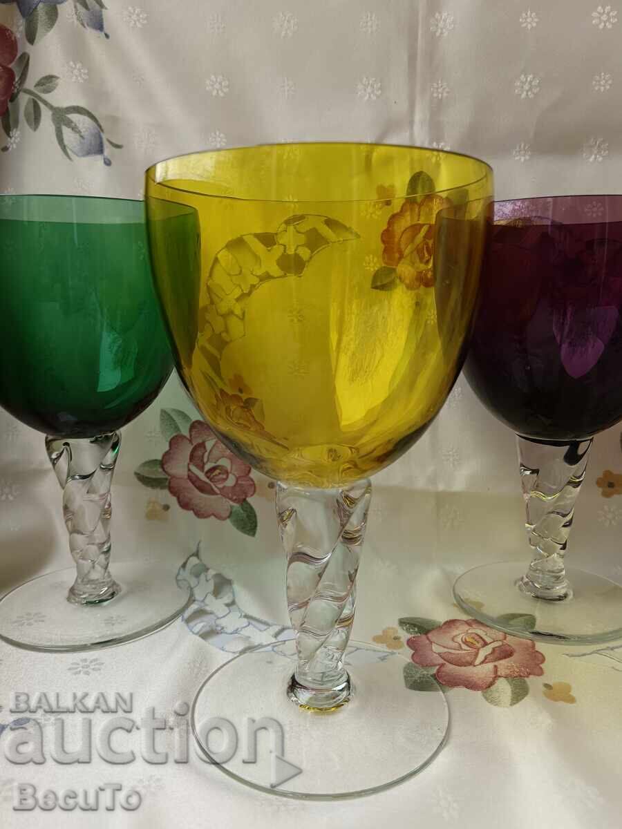Delivery of Murano, 4 large glasses, 700 ml each, colored glass, top condition Delivery of Murano, 4 large glasses, 700 ml each, colored glass, top condition