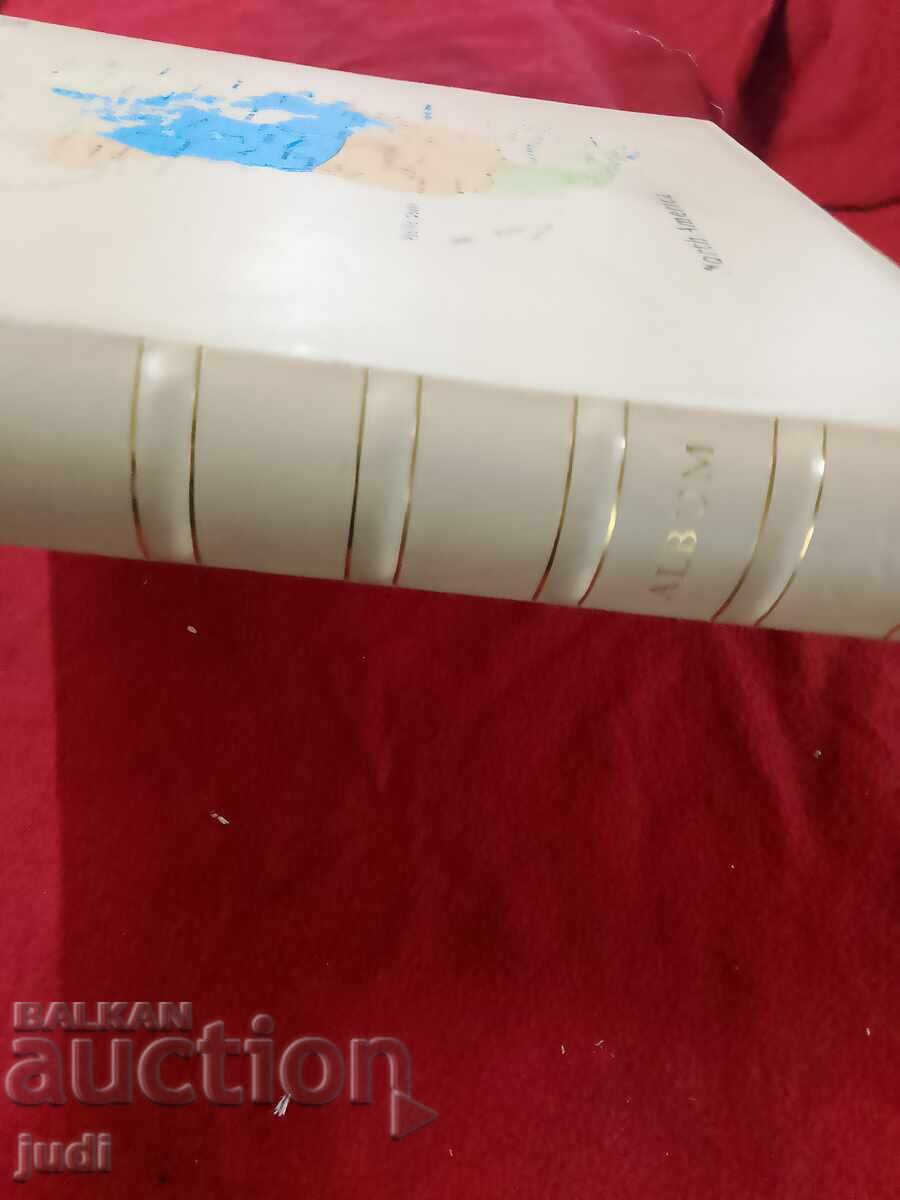 Аукцион Кожен албум за снимки неупотребяван Аукцион Кожен албум за снимки неупотребяван