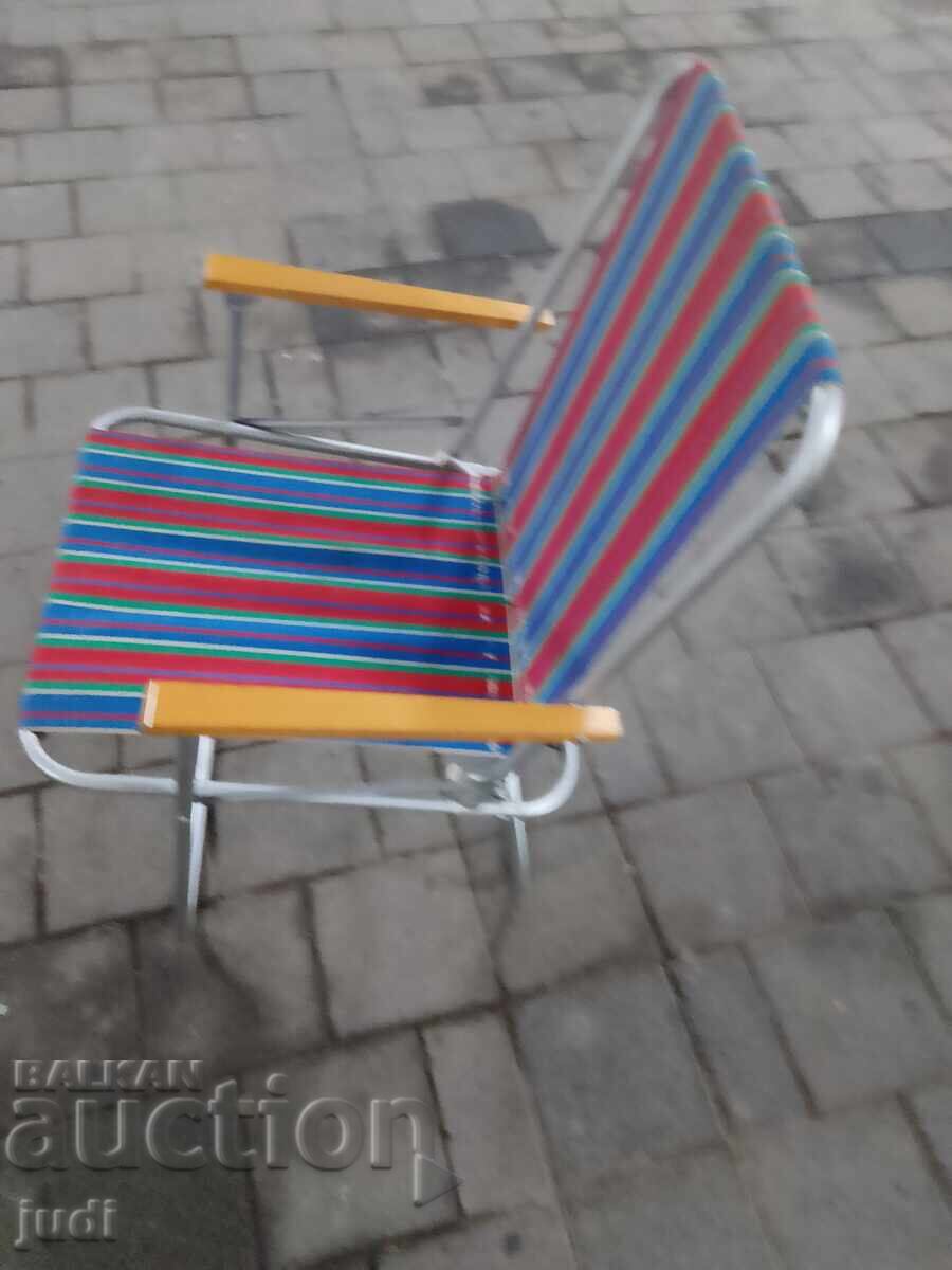 Κοινωνικός τουριστικός πάγκος με τιμή 30.00 BGN | € 15.34