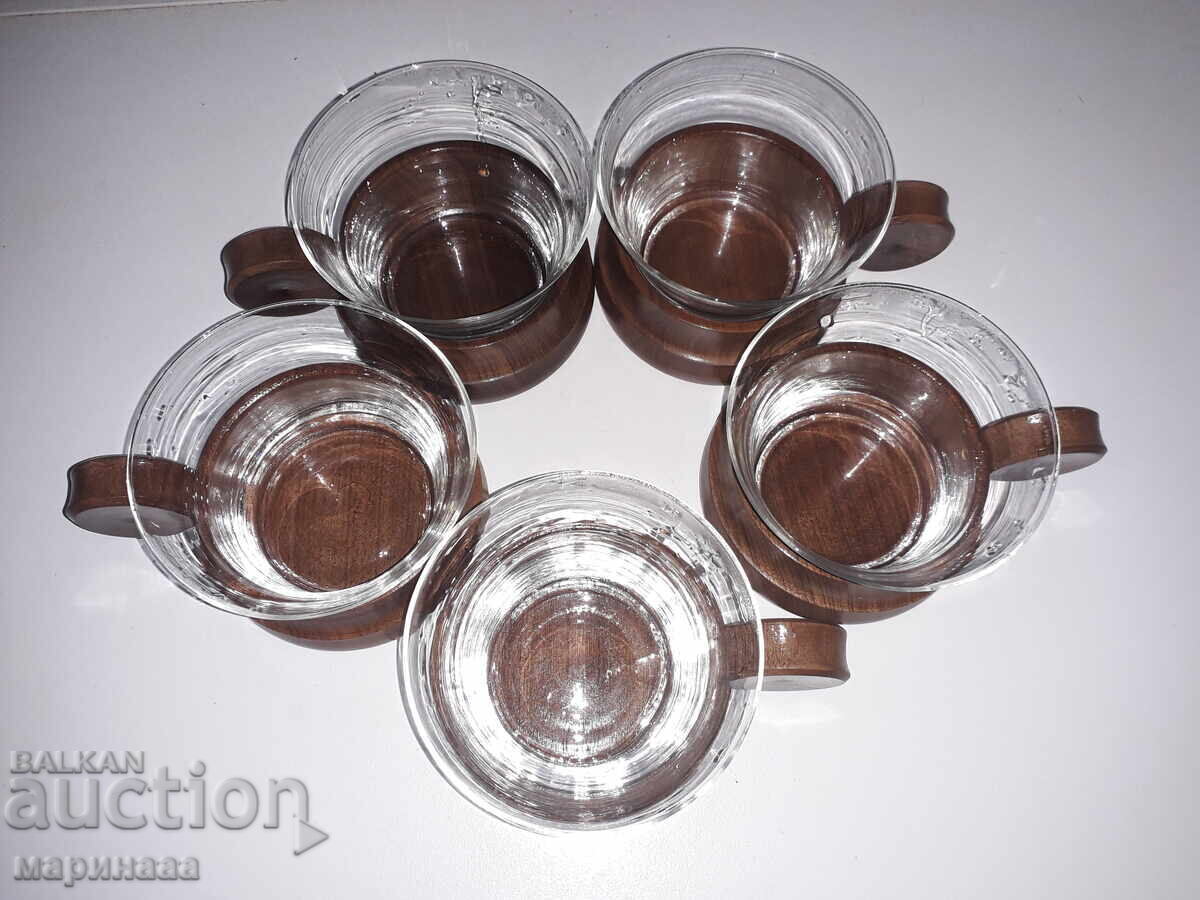 Auction OLD BOWL SET. WOOD, GLASS Auction OLD BOWL SET. WOOD, GLASS