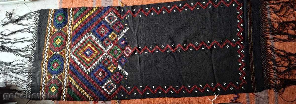 Fucked, hand-woven colorful rug for a divan, under the roof - 5