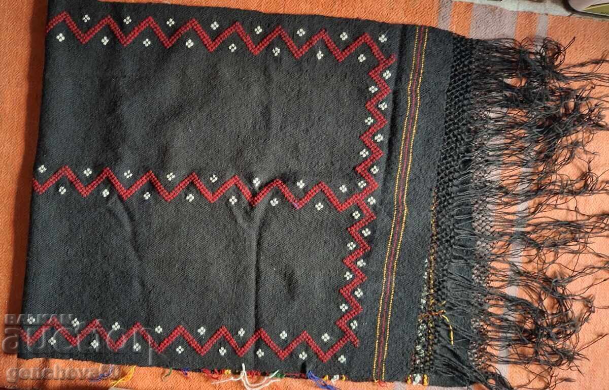 Fucked, hand-woven colorful rug for a divan, under the roof - 6