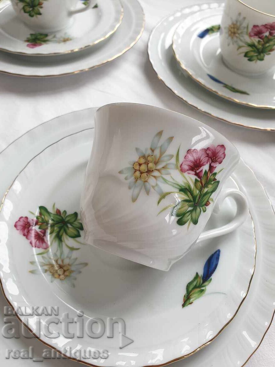 Auction Porcelain Service - Bavaria Auction Porcelain Service - Bavaria
