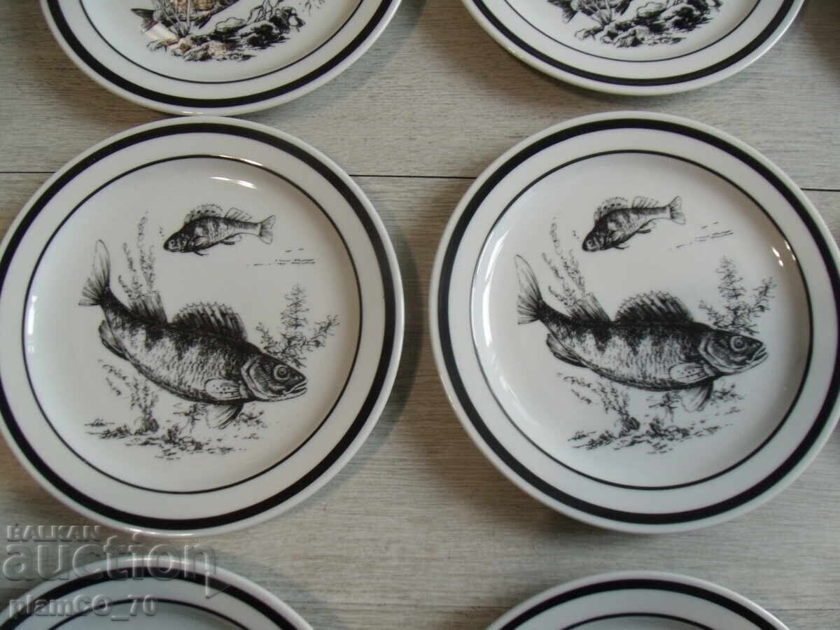 Аукцион №*8071 комплект 9 броя стари порцеланови чинии - COLDITZ