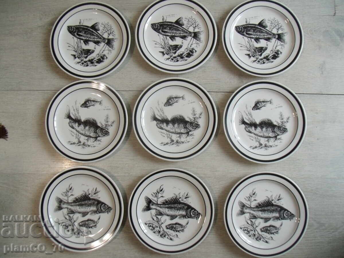№*8071 комплект 9 броя стари порцеланови чинии - COLDITZ