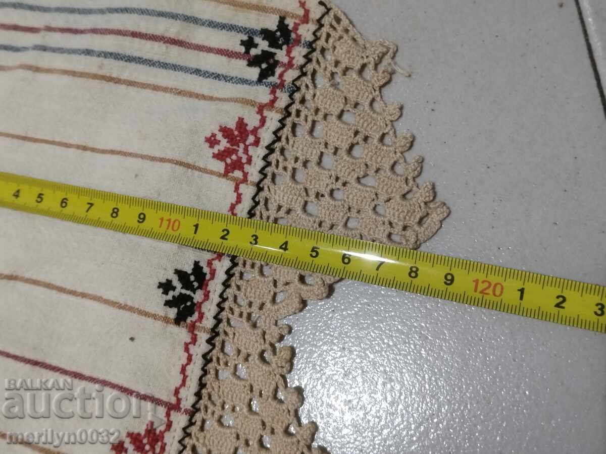 Доставка на Стара кенарена кърпа с  дантела, плетка, кенар с бродерия