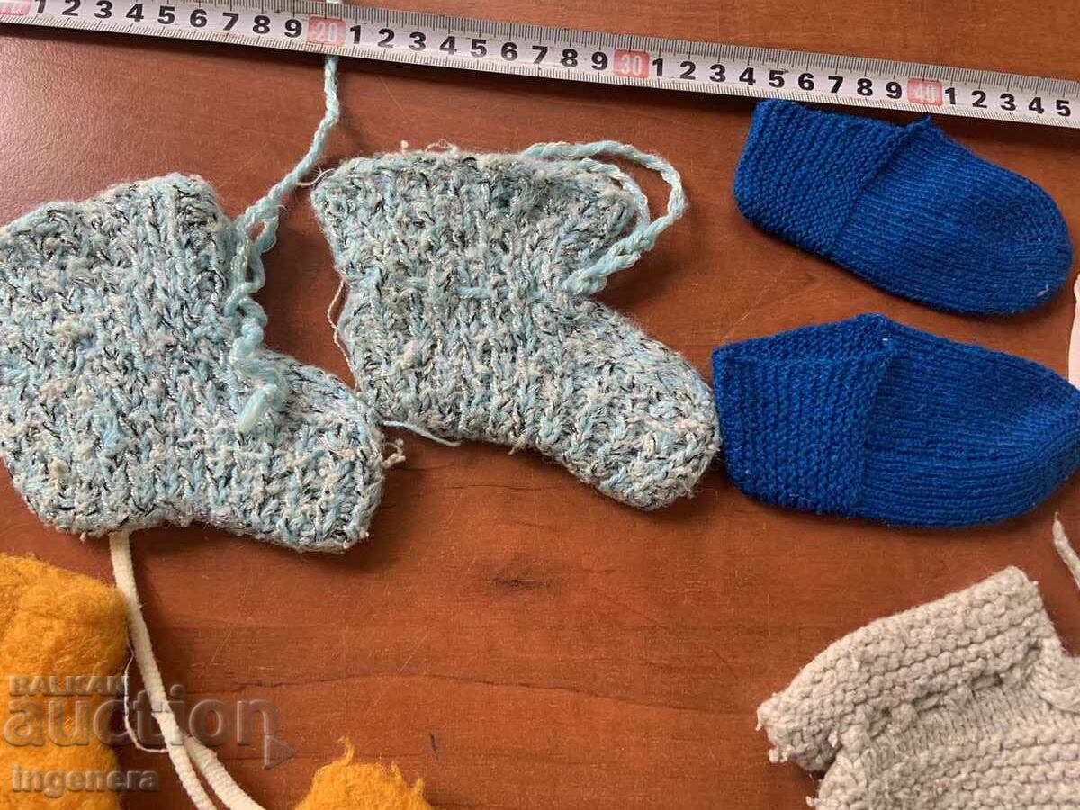 БЕБЕШКИ ТЕРЛИЦИ ЧОРАПИ И БОНЕ ШАПЧИЦА-ПОЛЗВАНИ! с цена 4.00 лв. | € 2.05 БЕБЕШКИ ТЕРЛИЦИ ЧОРАПИ И БОНЕ ШАПЧИЦА-ПОЛЗВАНИ! с цена 4.00 лв. | € 2.05