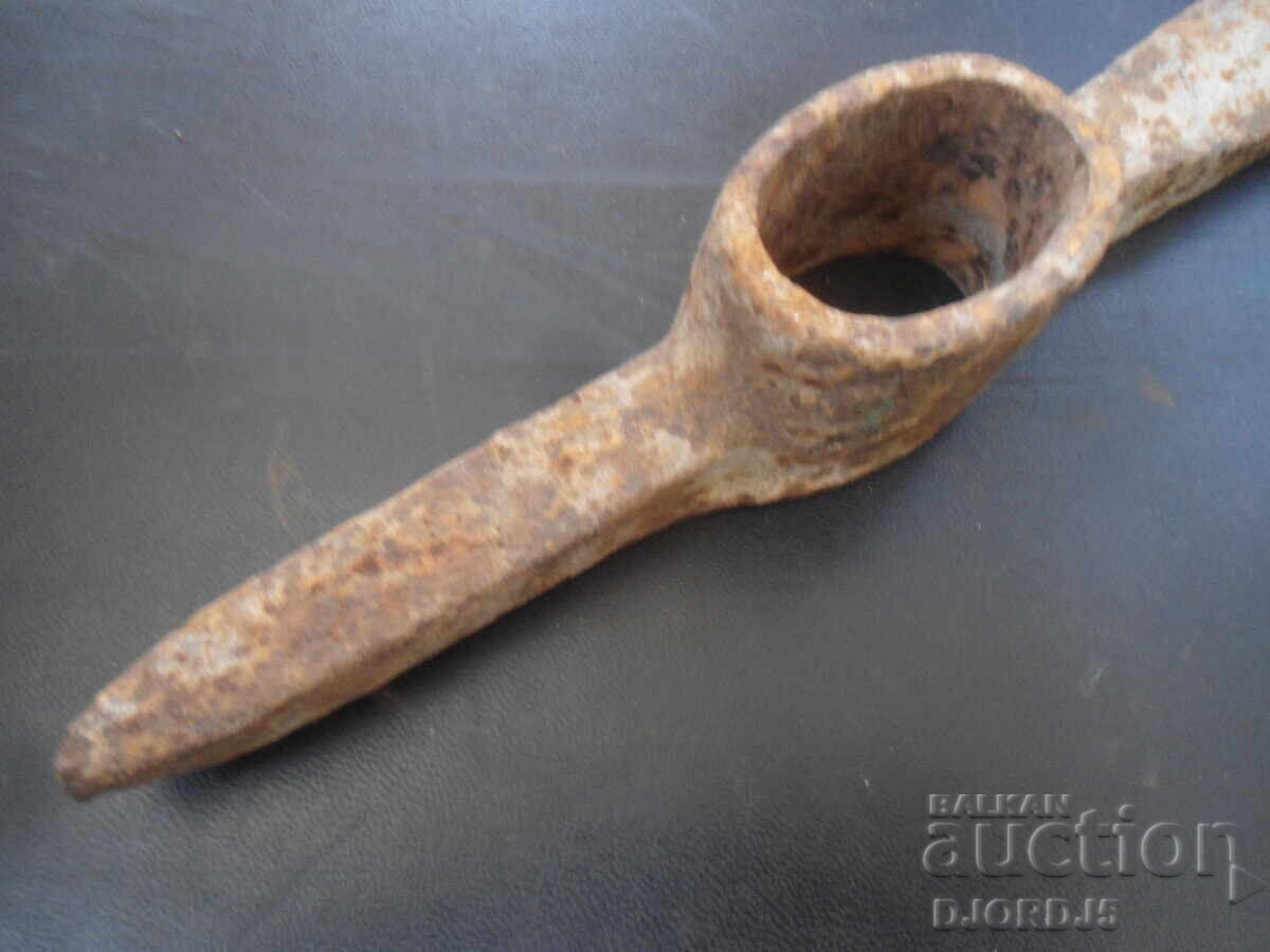 Παλιό πηλοφόρι, 1.270 kg με τιμή 6.00 BGN | € 3.07