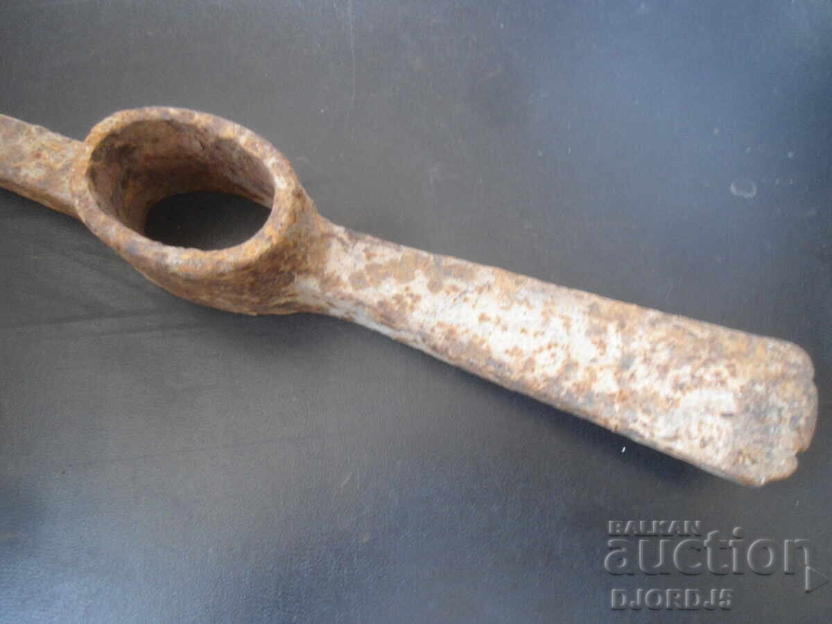 Δημοπρασία Παλιό πηλοφόρι, 1.270 kg