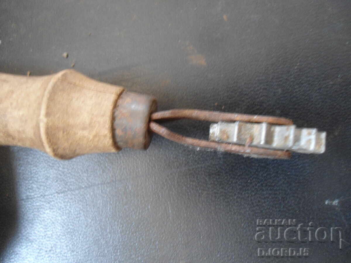 Delivery of An old instrument Delivery of An old instrument