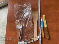 LOT CUȚIT DE BUCĂTĂRIE - 2 BUC. STROCURĂTOR, SPUMIERĂ ȘI TEL DIN LEMN - NOU