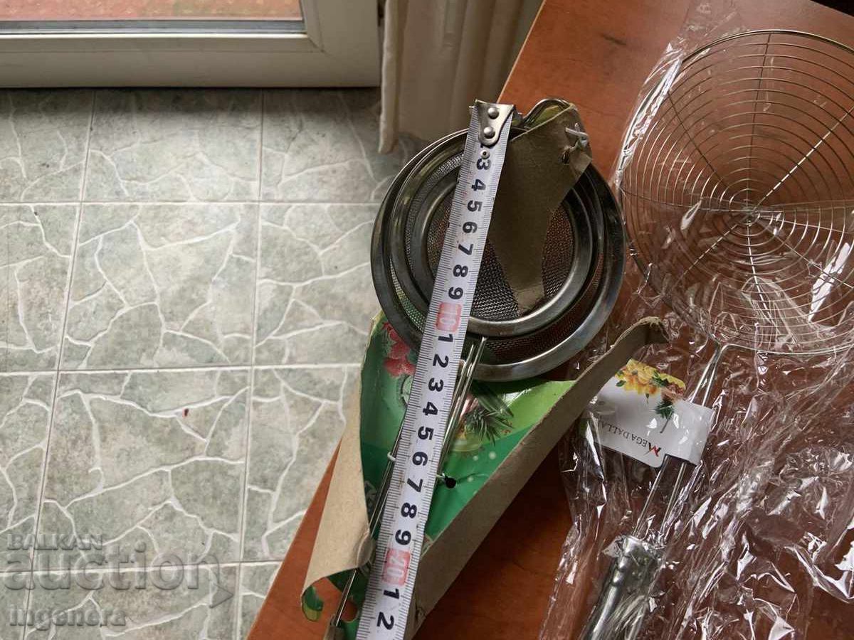 Licitație LOT BUCĂTĂRIE-STRECURĂTOARE 3 BUC. SET, STRECURĂTOARE ȘI TELURI 3 BUC. SET