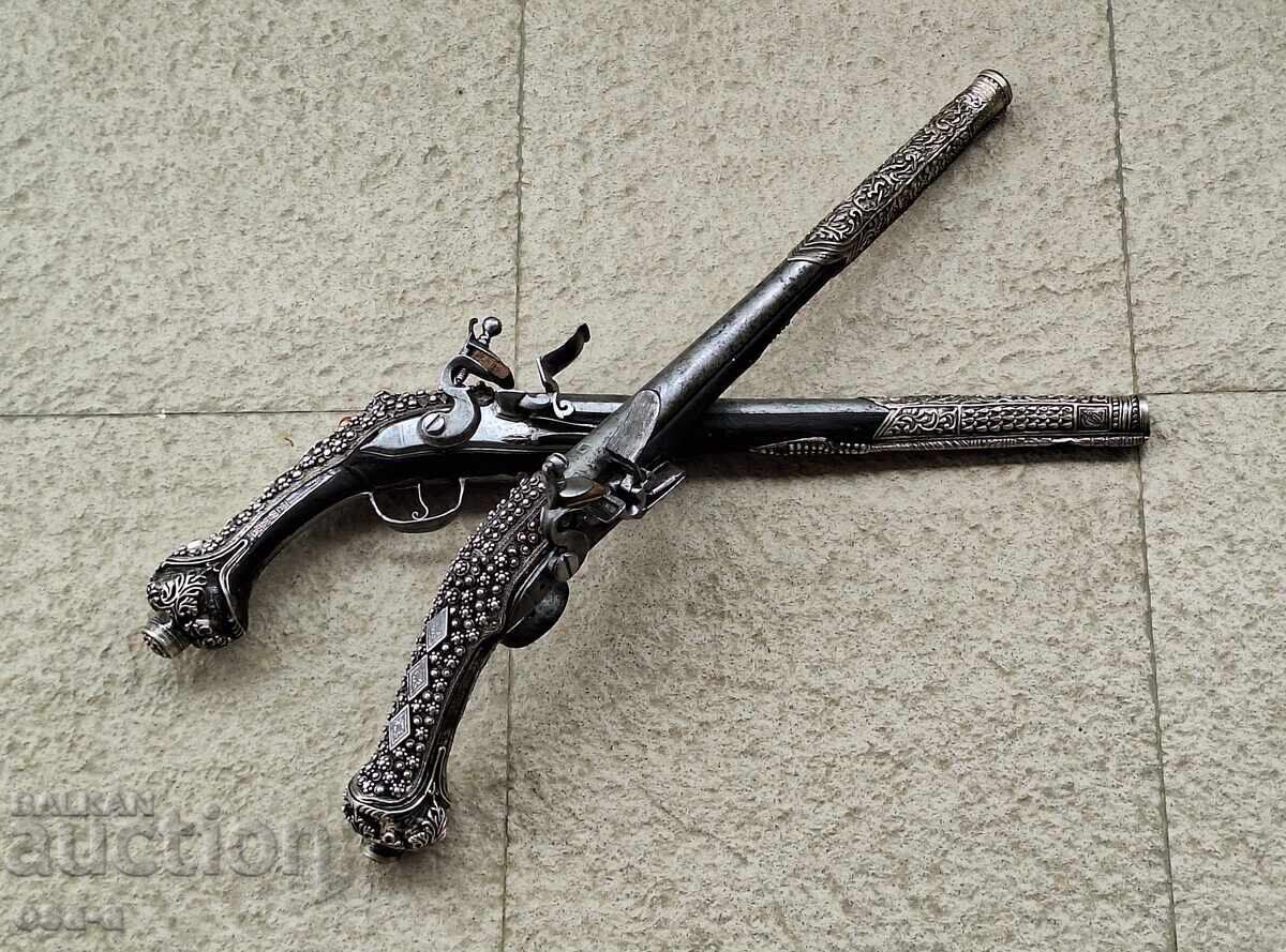 A pair of shotgun revolver pistols with price 9500.00 BGN | € 4857.27