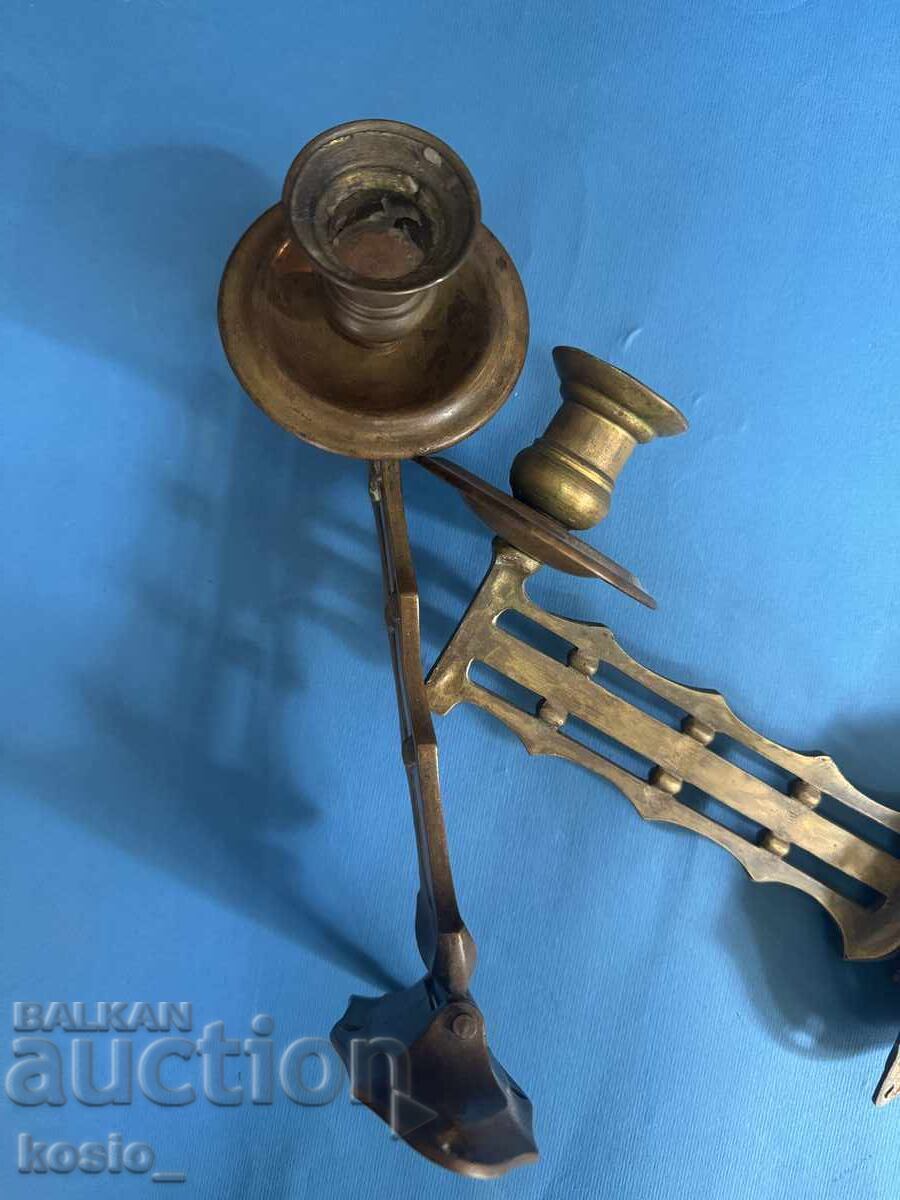 Delivery of Set of brass piano candlesticks