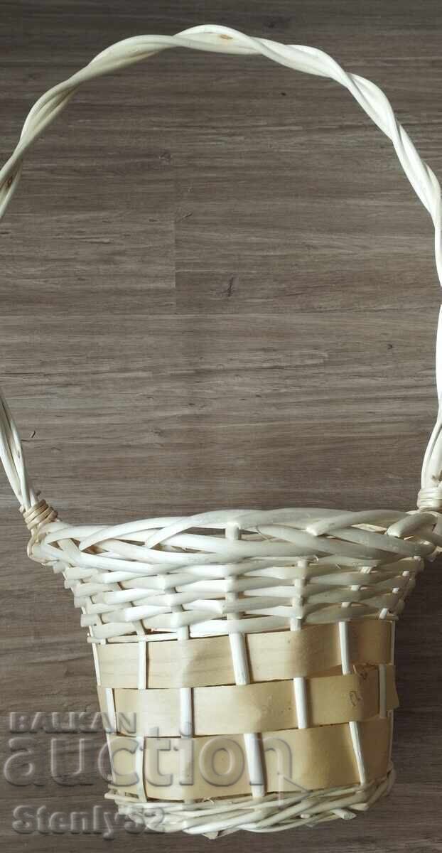 Πλεκτή λευκή κούτα, καινούργια