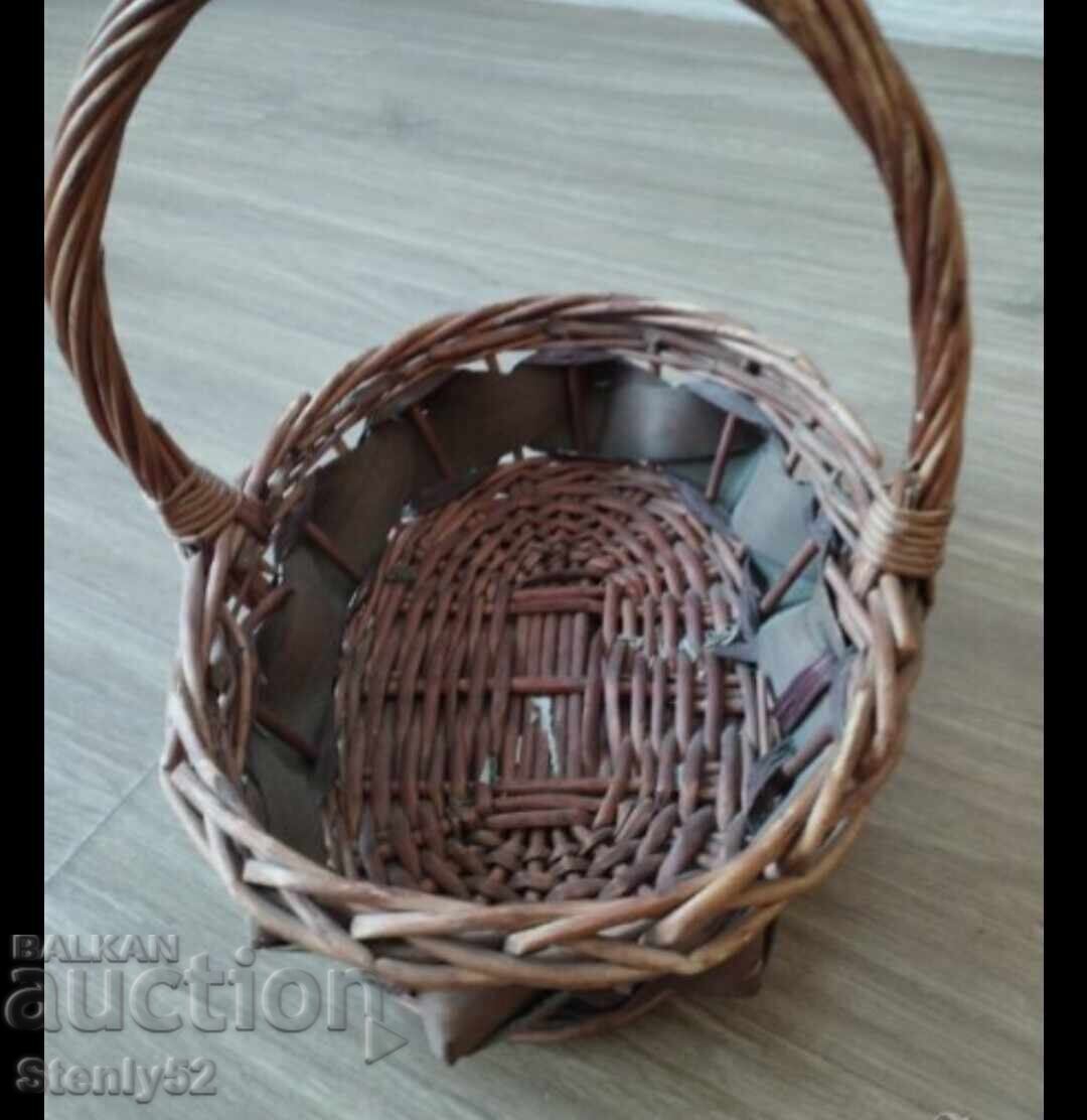 Wicker basket