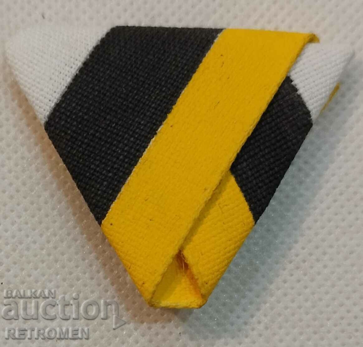 Medal ribbon, insignia" For years served."