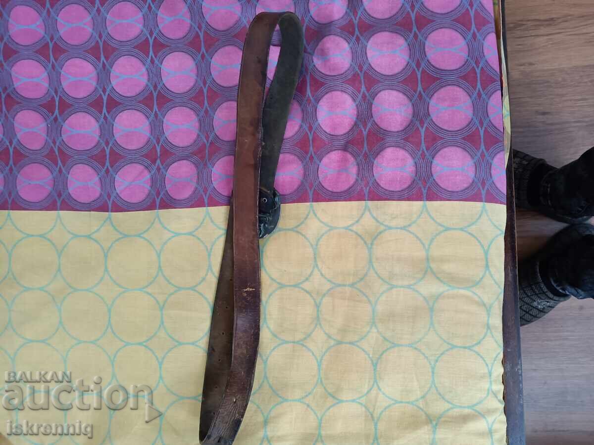 Auction  Hunting Belt Hunter