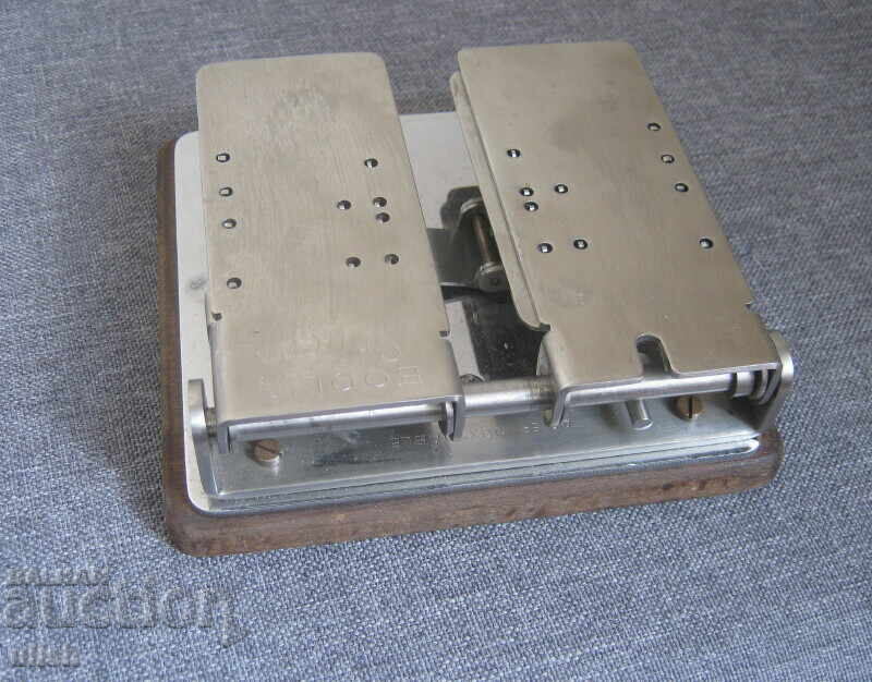 Δημοπρασία Παλιά μηχανή συγκόλλησης φιλμ Bool's patent