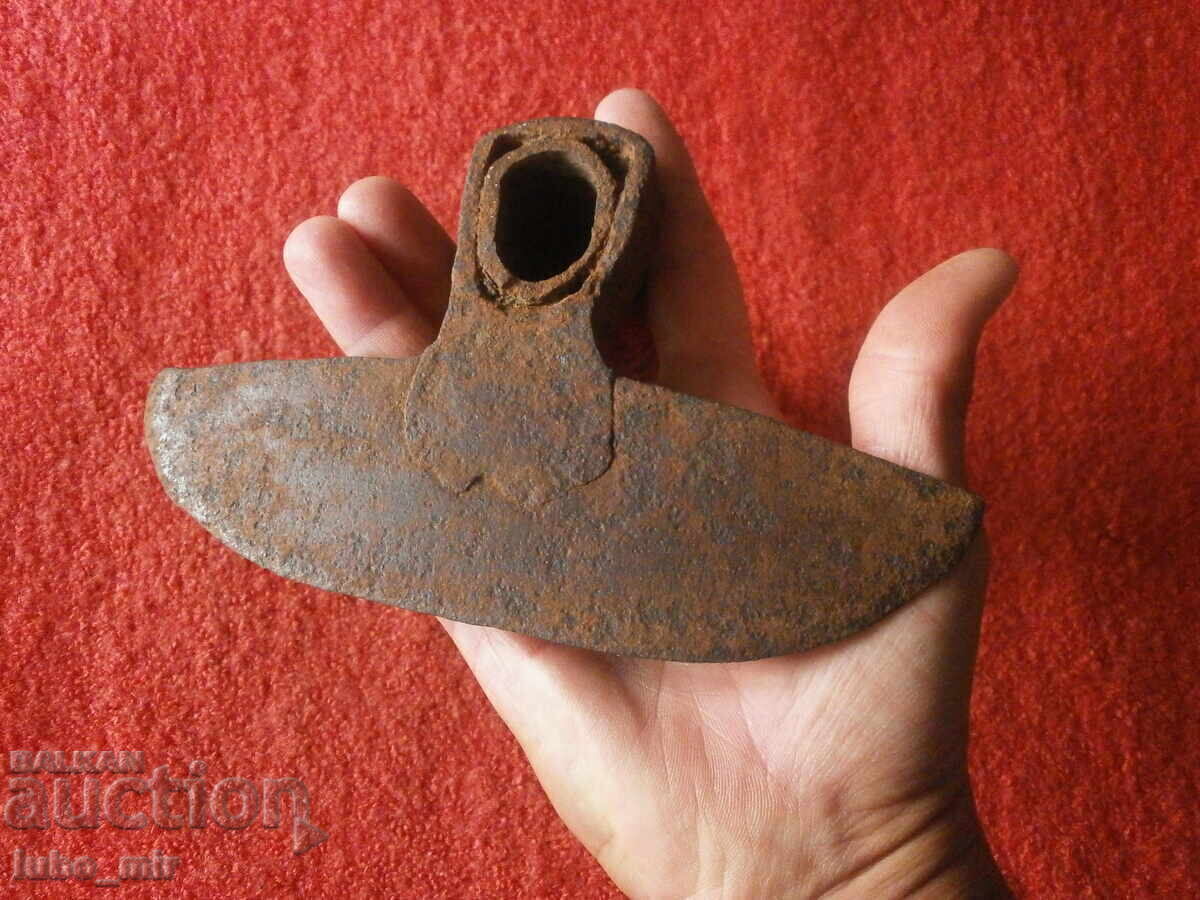 INSTRUMENT VECHI - SAPĂ - DIMENSIUNE MICĂ cu preț € 6.00 | 11.73 BGN INSTRUMENT VECHI - SAPĂ - DIMENSIUNE MICĂ cu preț € 6.00 | 11.73 BGN