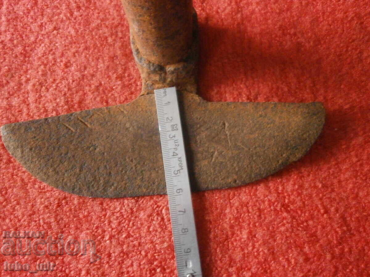 Livrarea INSTRUMENT VECHI - SAPĂ - DIMENSIUNE MICĂ Livrarea INSTRUMENT VECHI - SAPĂ - DIMENSIUNE MICĂ