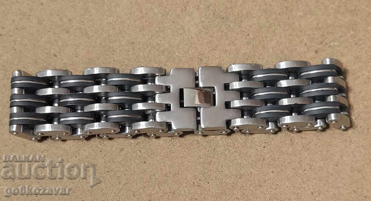 Chain-stylish bracelet made of stainless steel (black/white)