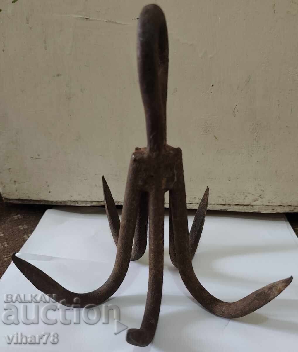 Κούκα με τιμή € 34.99 | 68.43 BGN