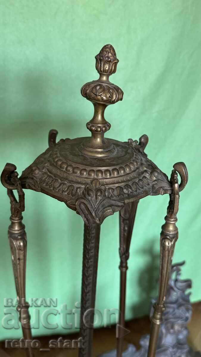 Френски бронзови прибори за камина 1880г. с цена 120.00 лв. | € 61.36 Френски бронзови прибори за камина 1880г. с цена 120.00 лв. | € 61.36