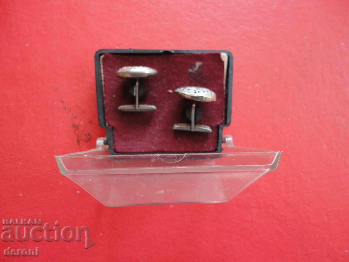 Δημοπρασία Απίθανα μανικετόκουμπα μπουτονιέρες 2