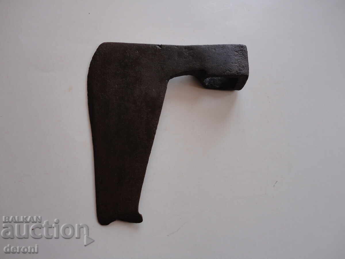 Υπέροχο τσεκούρι με καμπύλη και χαρακτικά - 5