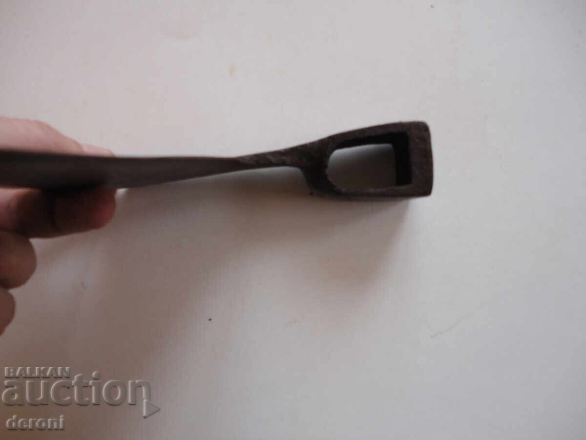 Υπέροχο τσεκούρι με καμπύλη και χαρακτικά - 6