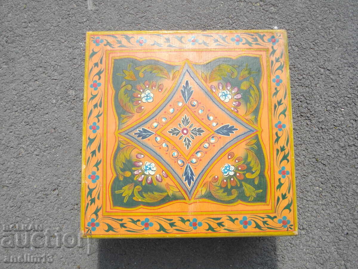 Δημοπρασία ΚΑΛΟΡΙΖΙΚΟ ΧΕΙΡΟΠΟΙΗΤΟ ΤΡΑΠΕΖΙ ΜΙΚΡΟ ΤΡΑΠΕΖΑΚΙ KARE