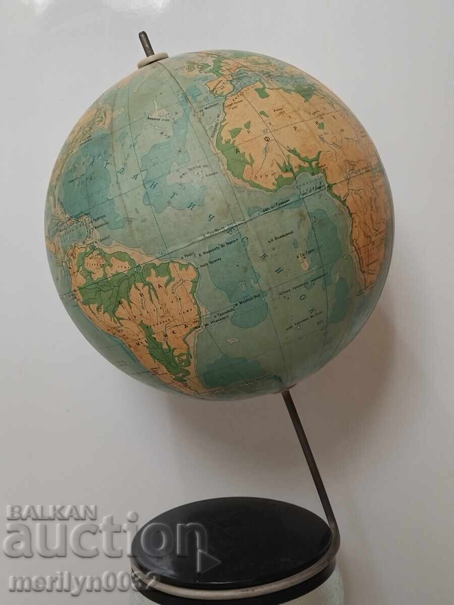 Παλιός σχολικός υδρόγειος σφαίρα Παλιός σχολικός υδρόγειος σφαίρα