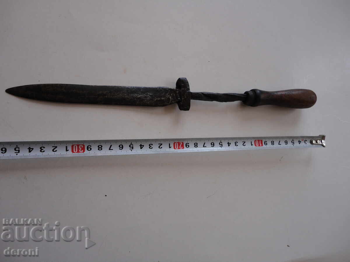 Cuțit de ciobanesc tip camă Cuțit de ciobanesc tip camă