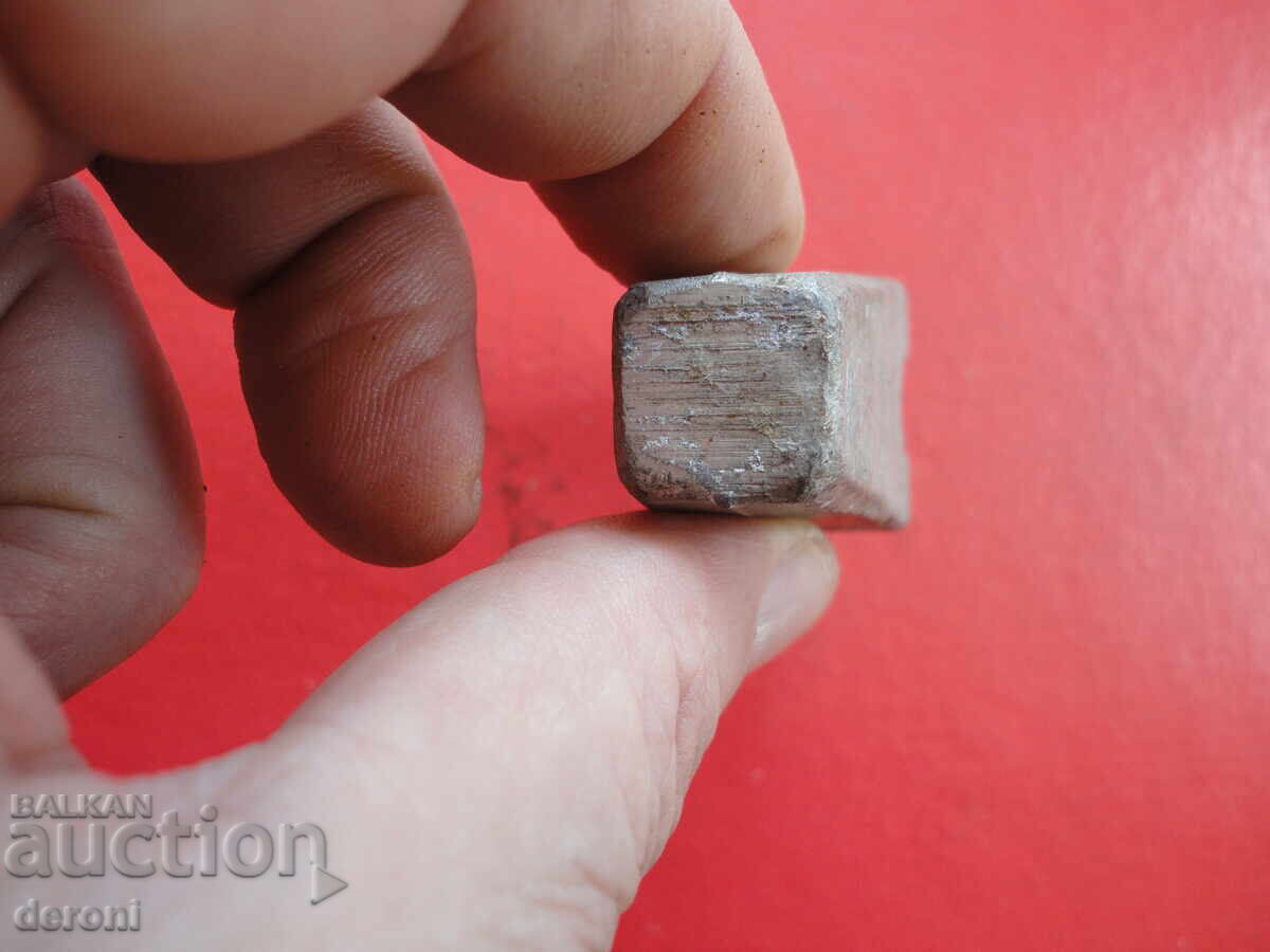 Livrarea Ciocan de aluminiu pentru dezamorsarea munițiilor