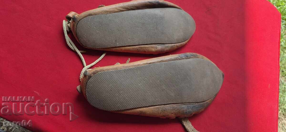 Delivery of SHOES - EXCELLENT