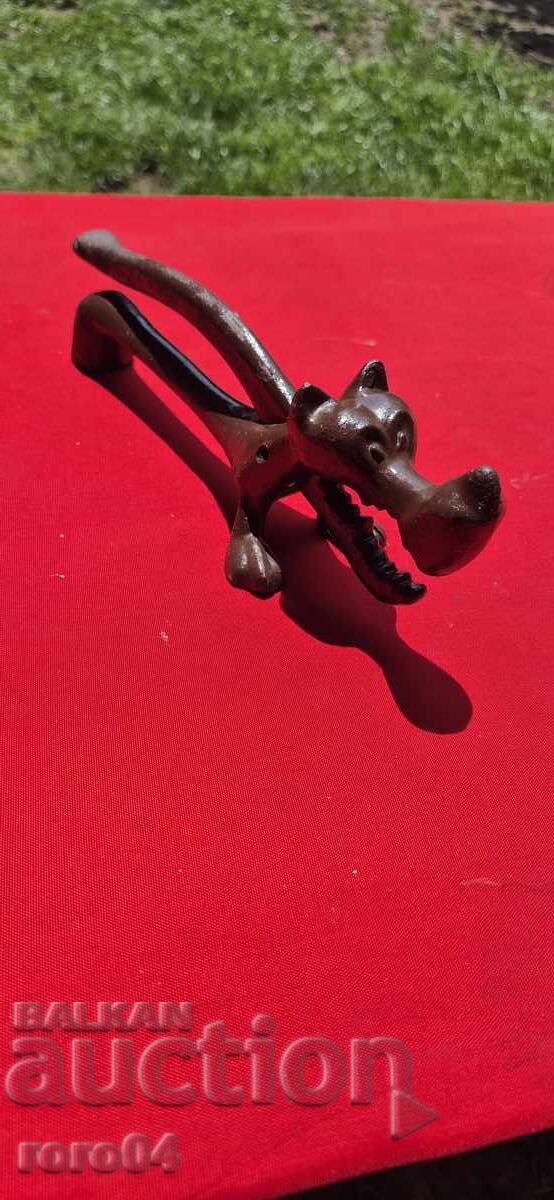 NUTCRACKER - EXCELLENT - 7