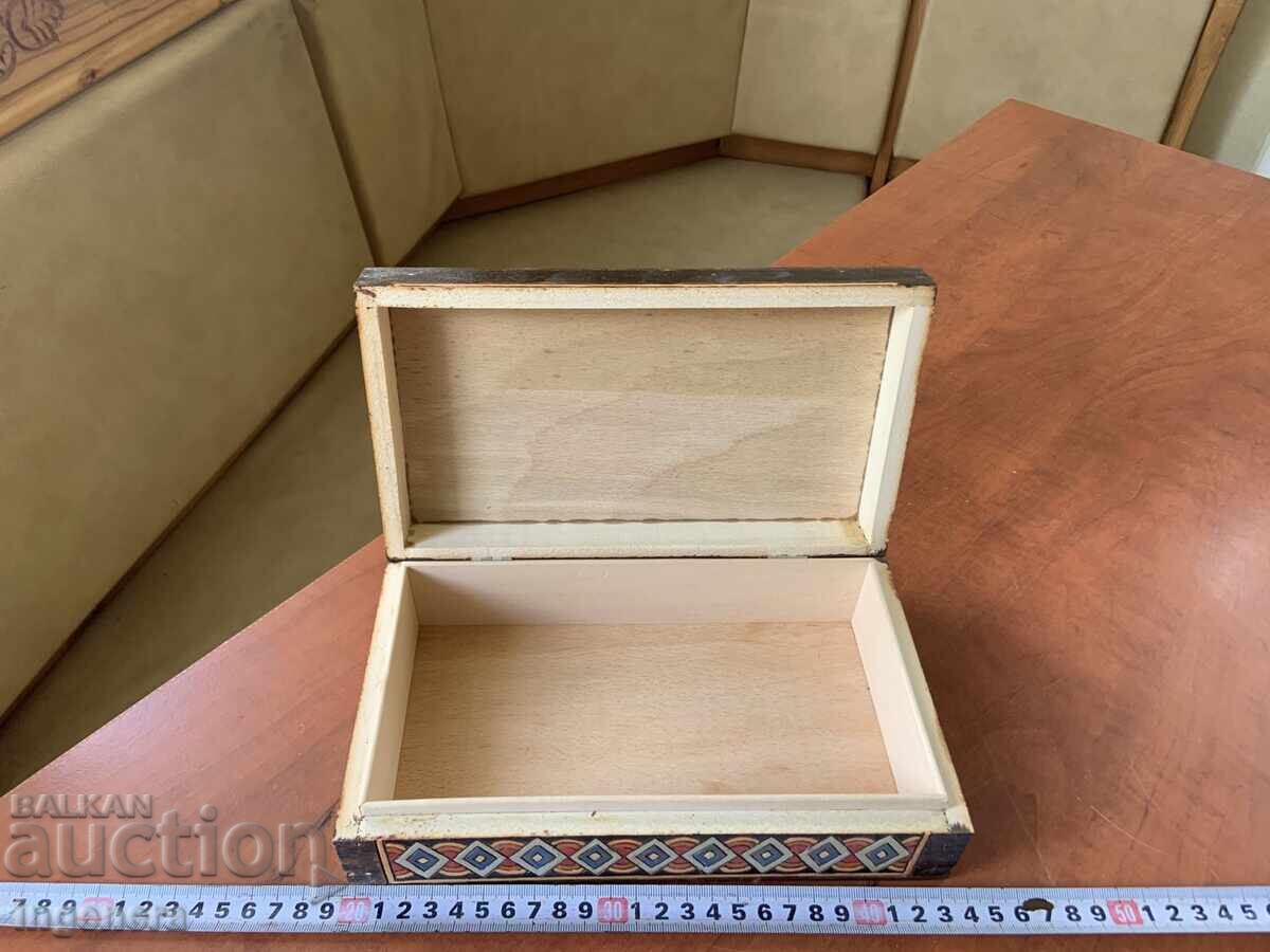 Δημοπρασία ΚΟΥΤΙ ΞΥΛΟ ΠΥΡΟΓΡΑΦΙΚΟ ΣΧΕΔΙΟ ΑΝΤΙΚΕ ΑΠΟ SOCA MOSTRA