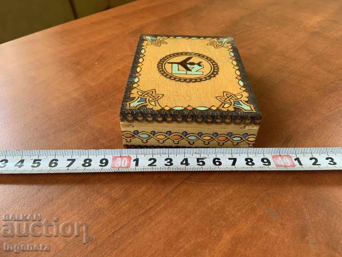 BOX WOOD PYROGRAPH DRAWING ANTIQUE FROM SOCA MOSTRA