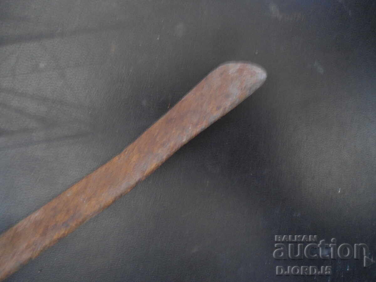 Delivery of Old 32 bar wrench, marked